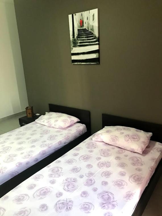 Luqa Apartment - 5 Mins From Airport Exterior photo