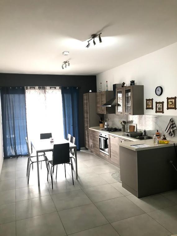 Luqa Apartment - 5 Mins From Airport Exterior photo
